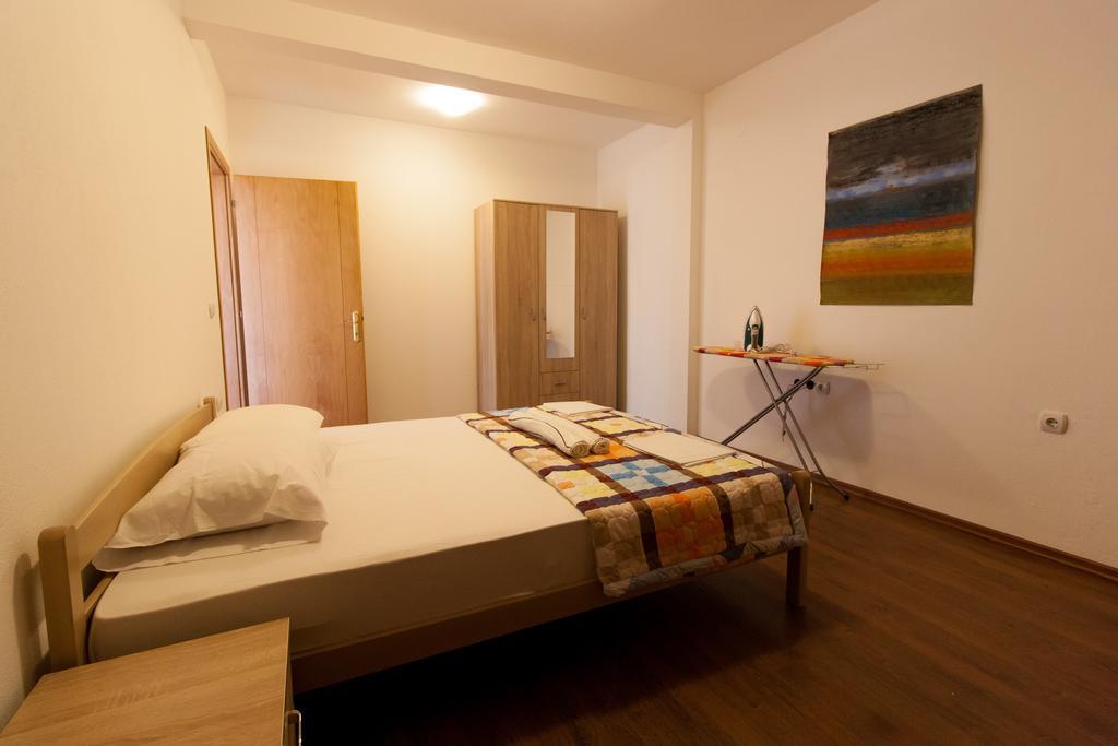 Art I Apartments Ulcinj Esterno foto